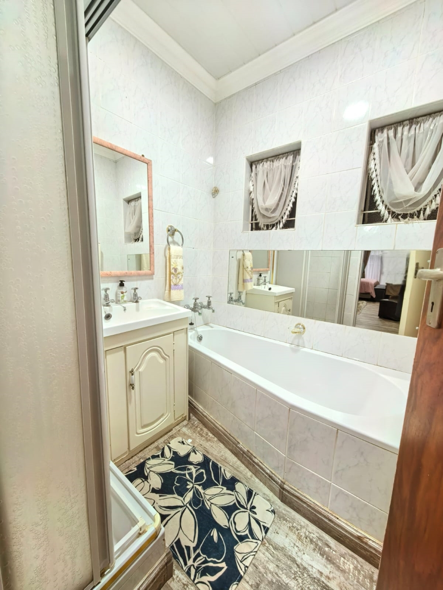 3 Bedroom Property for Sale in Sasolburg Ext 12 Free State